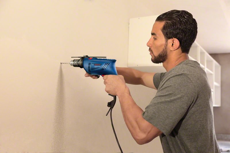 BOSCH-IMPACT DRILL 13MM 570W