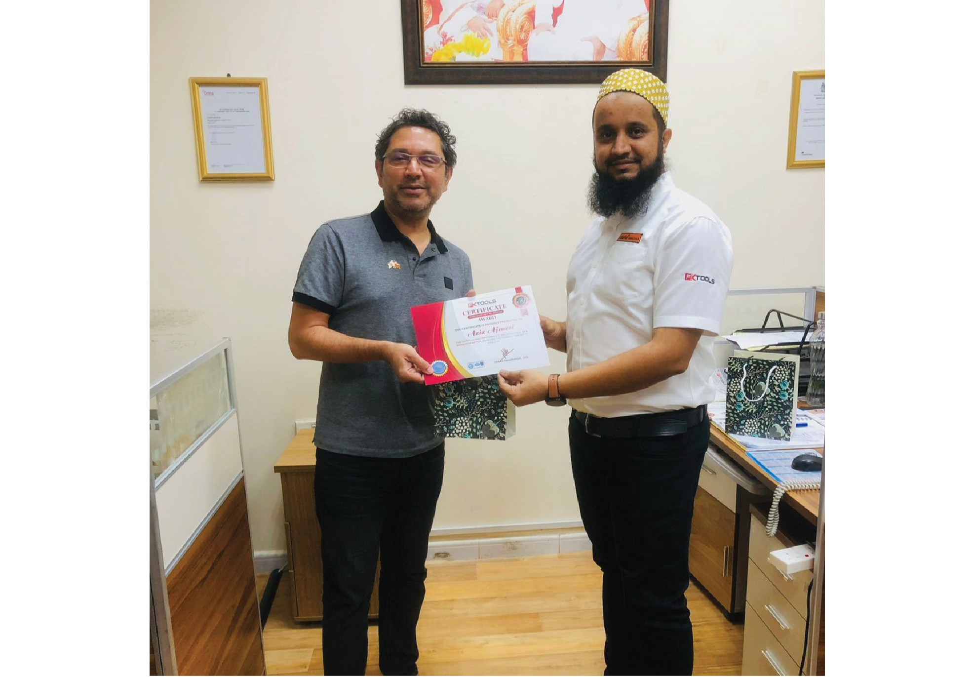 Certificates And Gifts Distribution